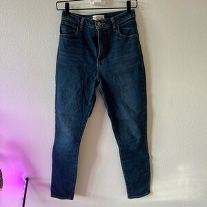 Abercrombie & Fitch High Rise Super Skinny Jeans